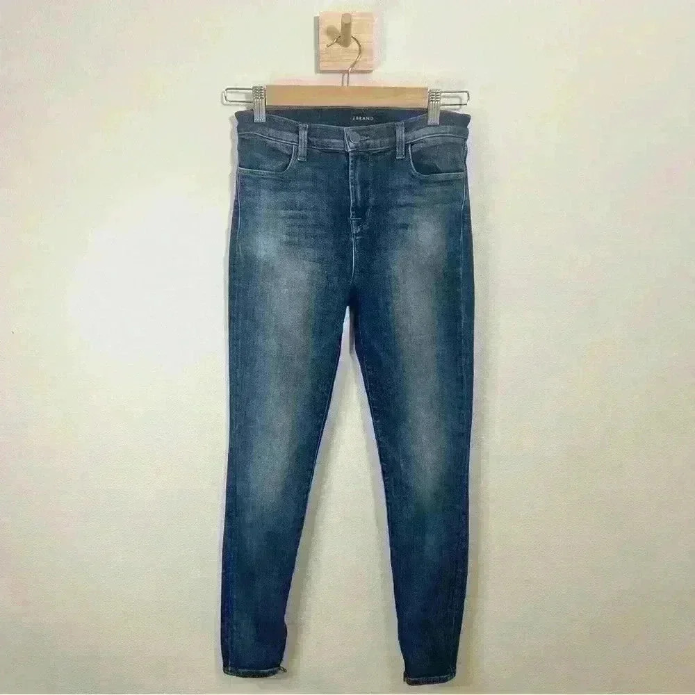 J BRAND Cropped Zip Skinny Jeans in Spirited Size 26